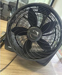 Ventilador de piso Cyclone